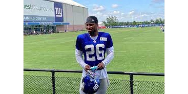 Saquon Barkley revient sur le terrain d'entraînement